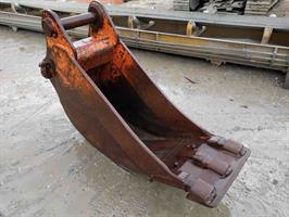 BUCKET 400MM FOR 200 Q.LI