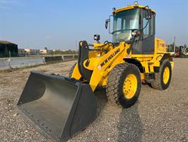 NEW HOLLAND W110-en